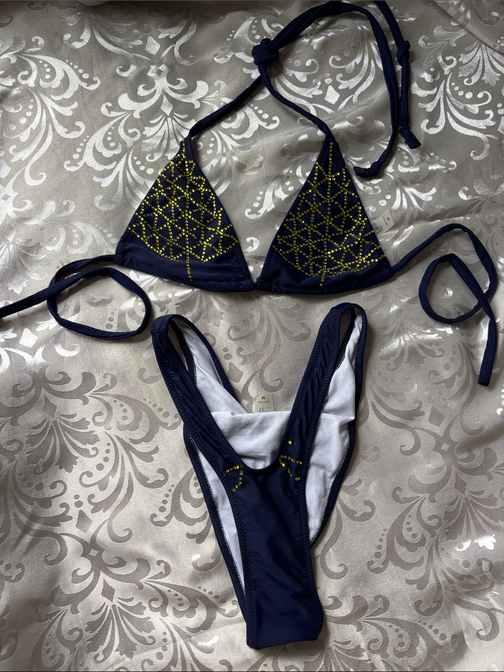 Women’s Medium (M) Brazilian-Style Bikini Set